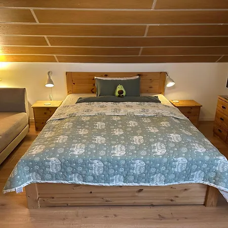 Shumiland, Eigene Etage Near Messe&airport, Ruhige Lage 40sqm