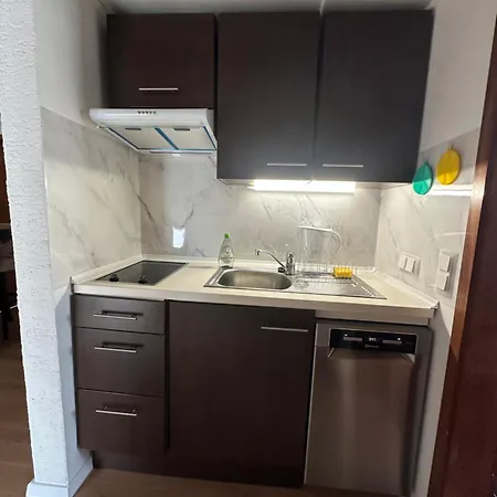 Shumiland, Eigene Etage Near Messe & Airport, Ruhige Lage 40sqm Privat bolig Frankfurt am Main