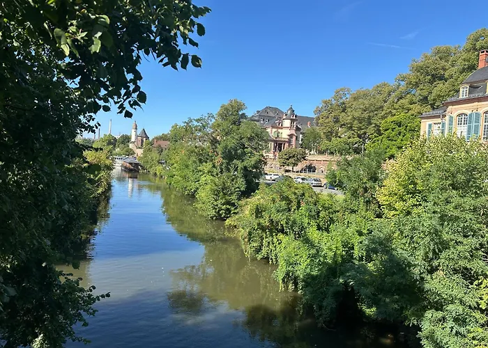 Shumiland In Frankfurt Near Messe, Airport * Frankfurt am Main